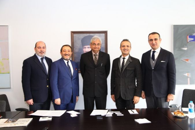 ?HK?B and IAF Board Member Cem Altan, ?HK?B Chairman Hikmet Tanriverdi, IAF and CMAI President Rahul Mehta, TGSD President ?eref Fayat, TGSD Vice-P...