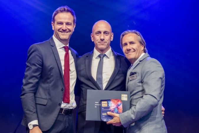 FESPA2019AwardWinnersVGL.jpg