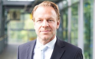 Jens-Klein-CEO-AMSilk--Online.jpg