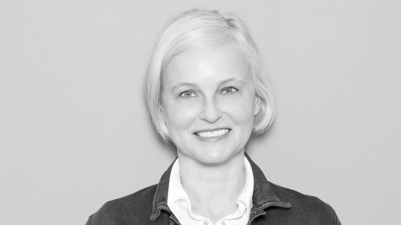 Simone Ross to Teach Supply Chain Management | textile network