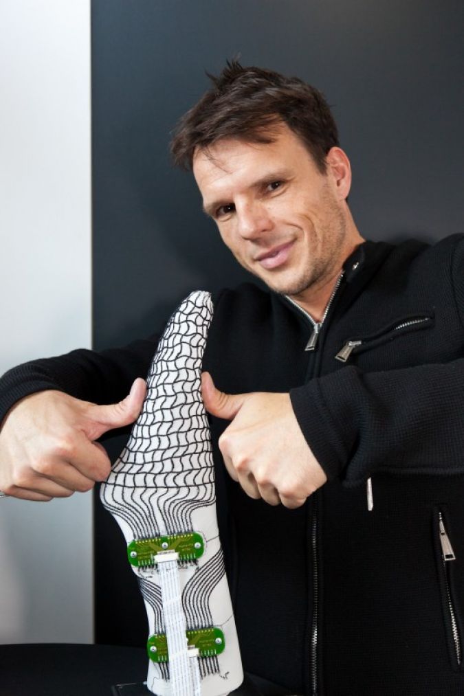 Medtech: Intelligent textiles for usage in Measuring and Diagnostic – Special Fitting Socks for Diabetic Patients, Alphafit Textile Sensoric