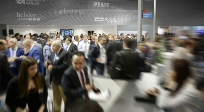 Täglich kamen mehrere tausend Standbesuchern auf den Gemeinschaftsstand
Photos: Pfaff Industrial