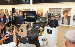 16.09.2015: IAA: Autoneum renews sponsorship of the World Car Awards