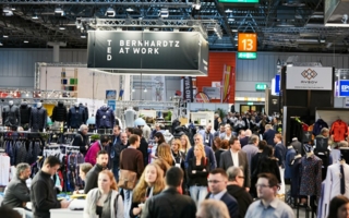 Reed-Exhibitions-PromoTex.jpg