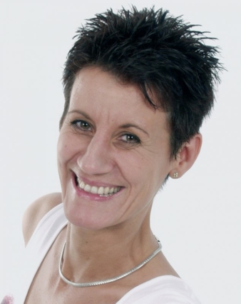 Iris Schlomski, editor in chief