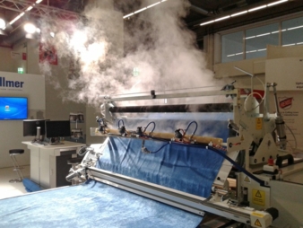 This innovative solution of steaming during the folding process increases quality and productivity in the processing of elastic materials