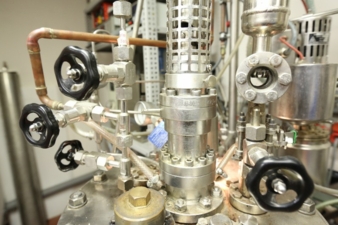 Reaktor zur Herstellung von Polyamiden Photo: ITCF