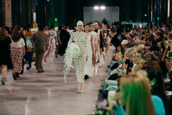 NeoFashionRobert-Schlesinger.jpg