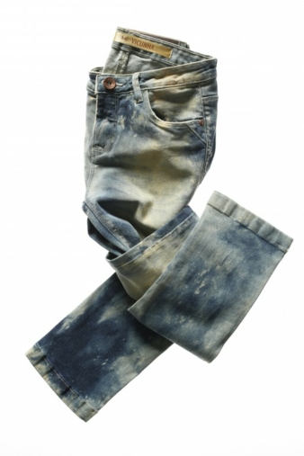 Anything is possible on denims, from highly processed to extremely plain, as seen at Vicunha