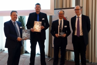 CompData erhält wiederholt die Auszeichnung „ATOSS Partner des Jahres“ (v.l.n.r. Günther Schmaderer, ATOSS, Gerd Achenbach, CompData, Reiner...