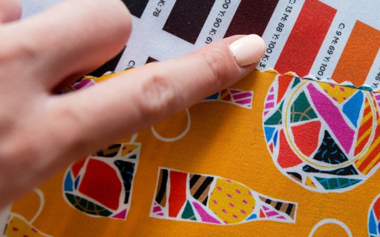 Color differences in textile printing