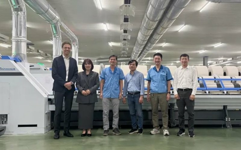 Trützschler helps to overcome labour shortage